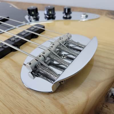 2018 Lakland Skyline Darryl Jones DJ-4 - Natural image 15