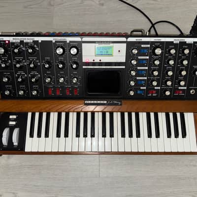 Moog Minimoog Voyager Performer Edition 44-Key Monophonic Synthesizer 2002 - 2015 - Traditional Wood Cabinet