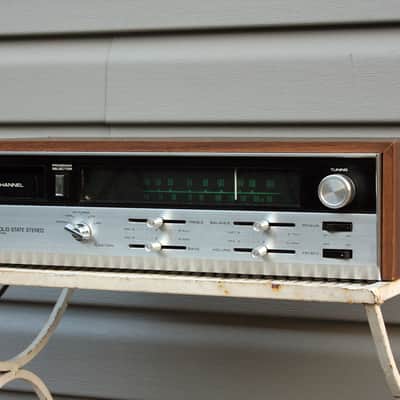 Sanyo DXL5480 Receiver with 8 Track 70s - Silverface image 3