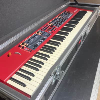 Nord Stage 2 EX HA88 Hammer Action 88-Key Digital Piano 2015 - 2016 - Red image 3