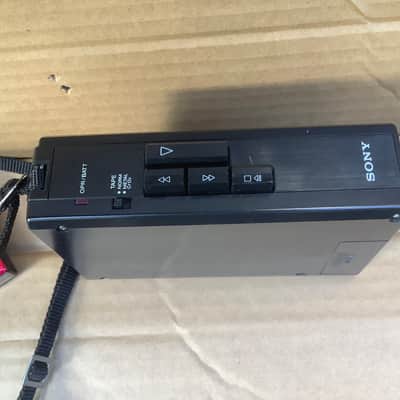 Sony Walkman Made in Japan vintage cassette and radio WM F 22 image 4