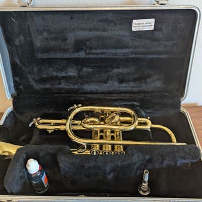 Selmer Bundy Trumpet – Vincent Bach Design – Serial #184876 – Good