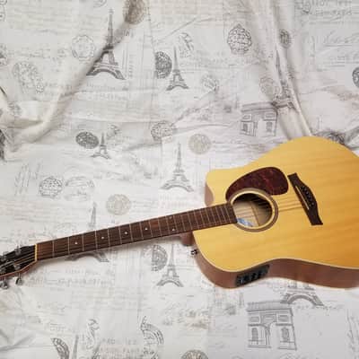 Seagull Entourage Natural Spruce CW QI 2013 Natural Fishman Electronics image 7