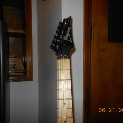 Ibanez RG470 2022-2025 - sunburst image 4