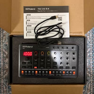 Roland T-8 AIRA Compact Beat Machine 2022 - Present - Black image 1