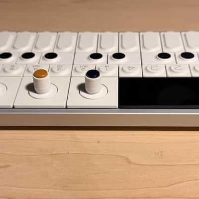 Teenage Engineering OP-1 Field Portable Synthesizer Workstation 2022 - Present - White image 5