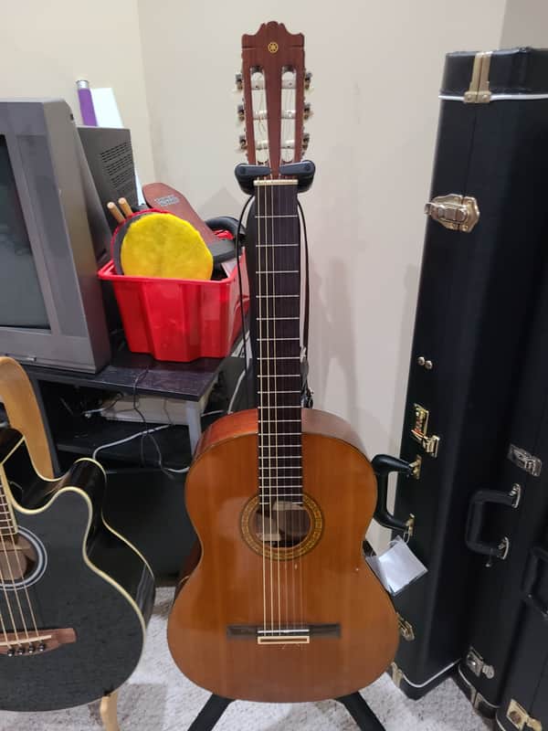 Yamaha G-235 Late 70's/ Early 80's Natural image 1