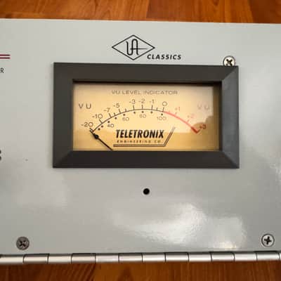 Universal Audio LA-2A Leveling Amplifier / Optical Compressor 2000 - Present - Gray image 12