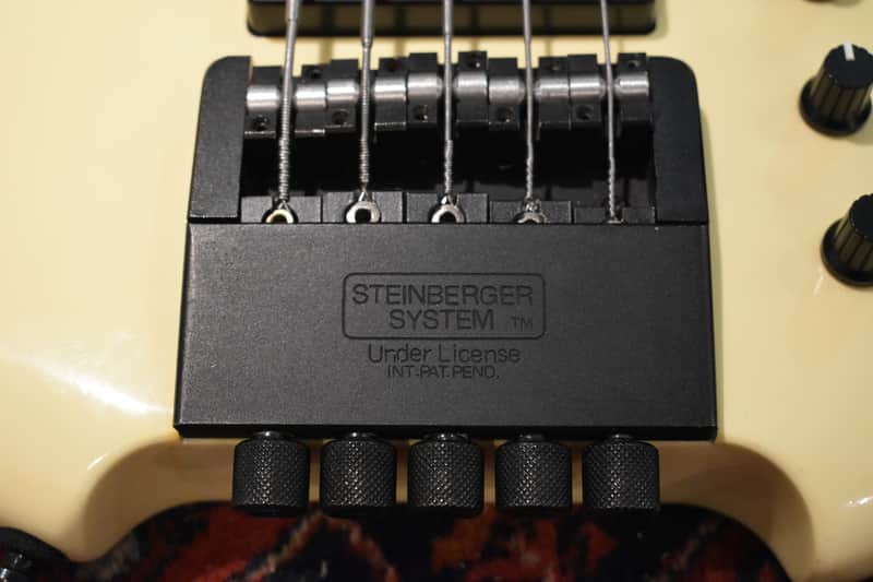 1991 Steinberger XQ-25 Five string bass 5 White Free Shipping | Reverb