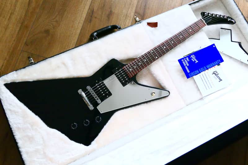 Gibson Explorer 2016T Ebony + Case + pickguards image 1