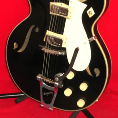 Silvertone 1966 Black 1446 Chris Isaak Guitar w/ Case image 7