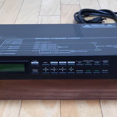 Roland GR-50 Guitar Synth Module, with GK-2 Cable and Manual image 1