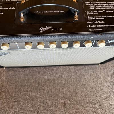 Fender Super-Sonic 22 2-Channel 22-Watt 1x12" Guitar Combo 2010 - Present - Black image 8