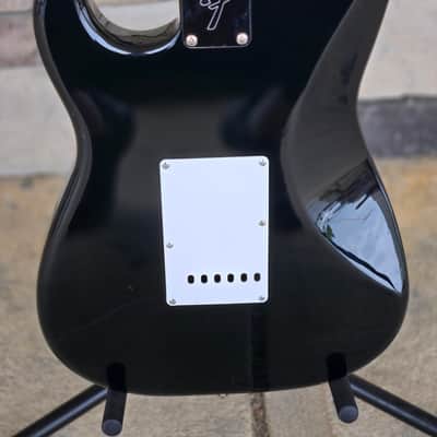 Fender "Squier Series" Standard Stratocaster with Maple Fretboard 1995 - Black with Fender TexMex pickups image 6