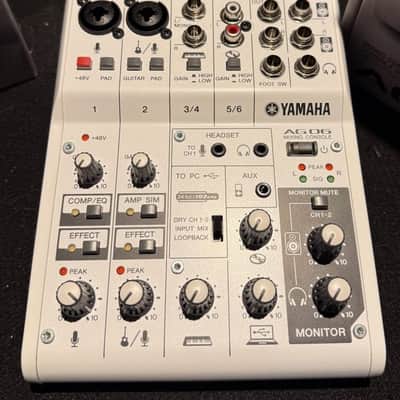 Yamaha AG06 6 Channel Mixer w/Headphones 2010s - White image 2