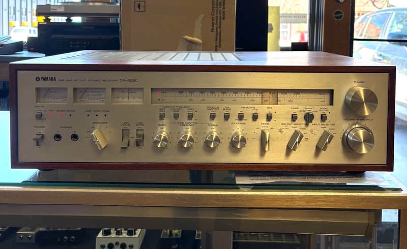 Vintage Yamaha CR-2020 Receiver