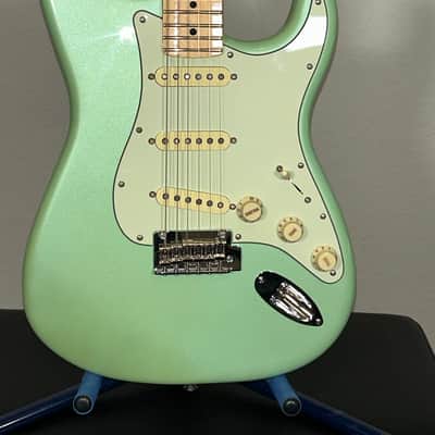 Fender Stratocaster Special Edition 2022 Surf Pearl image 1