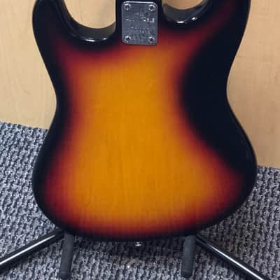 Aria Diamond Tobacco Burst Bass image 4