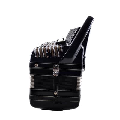 Hohner Morino V N – Cassotto – 120 Bass – Case + Brand New Straps – Certified - VIDEO image 16