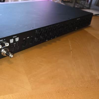 Focusrite Scarlett 18i20 4th Gen USB Audio Interface 2024 - Present - Red image 3