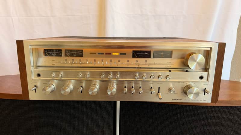 Pioneer SX-1080 120-Watt Stereo Solid-State Receiver 1978 - 1980 - Silver image 1