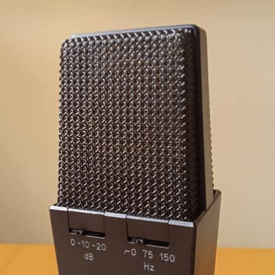 AKG C414 B ULS Large Diaphragm Multipattern Condenser Microphone 1990s - Black image 4