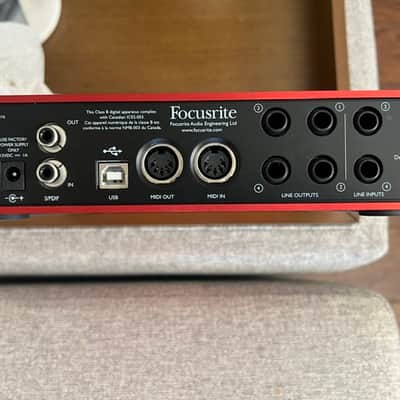 Focusrite Scarlett 6i6 2nd Gen USB Audio Interface 2016 - 2018 - Red / Black image 3
