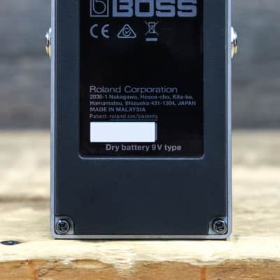 Boss MT-2 Metal Zone Distortion 3-Band EQ Wide Range Distortion Effect Pedal image 4