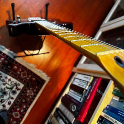 Fender Modern Player Telecaster Plus Honey Burst Solid Body Electric Guitar 2015-18 - Honey Burst image 4