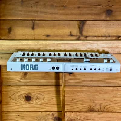 Korg Limited Edition MicroKORG 2 37-Key Synthesizer/Vocoder - Metallic White image 6