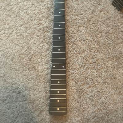 Squier Loaded Strat Neck image 3