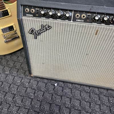Fender Twin Reverb 2-Channel 100-Watt 2x12" Guitar Combo Silverface image 4