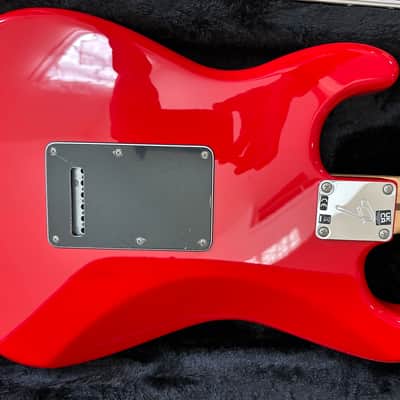 Fender Player Stratocaster with Ebony Fretboard 2018 - 2024 - Ferrari Red image 5