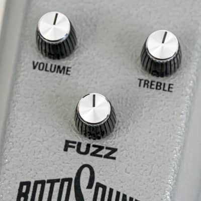 2013 Rotosound Fuzz Reissue Effect Pedal with Original Box & Paperwork image 3