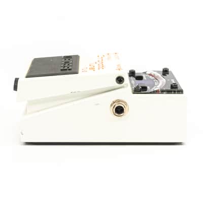 Boss TU-2 Chromatic Pedal Tuner Guitar Bass w/ Box & Manual image 7