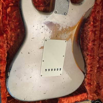 Fender Road Worn '60s Stratocaster with Rosewood Fretboard 2009 - 2018 - 3-Color Sunburst image 4