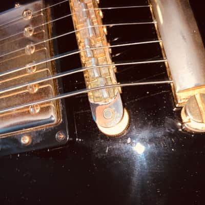 2008 Gibson Les Paul Studio black and gold electric guitar made in the usa Hardshell case image 10