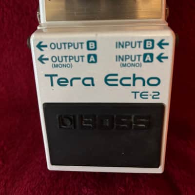 Boss TE-2 Tera Echo 2013 - Present - White image 1