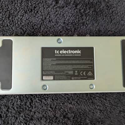 TC Electronic Plethora X5 TonePrint Multi-Effects Pedalboard 2020 - Present - White image 8