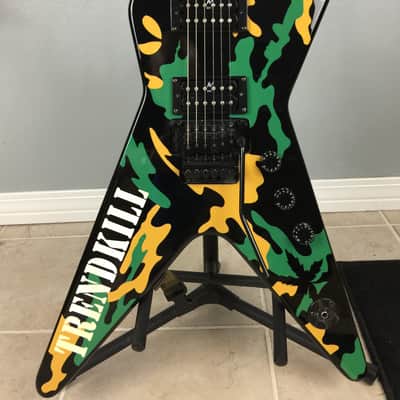 Washburn 333 Trendkill Dimebag Darrell Signature 1990's Camo Alien Skull image 2