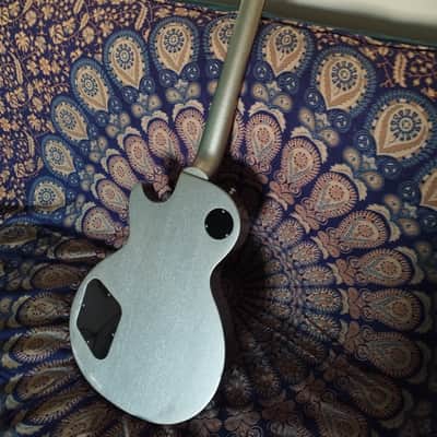 Gibson les paul studio 2012 - silver pearl image 5