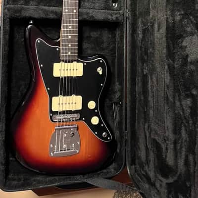 Fender Player II Jazzmaster 2024 - Present - 3-Color Sunburst image 5