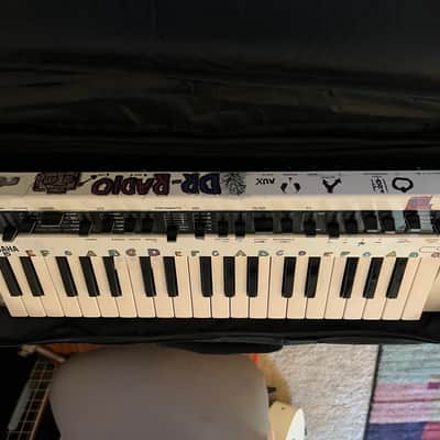 Yamaha Reface CS Mini Mobile Keyboard 2015 - Present - White