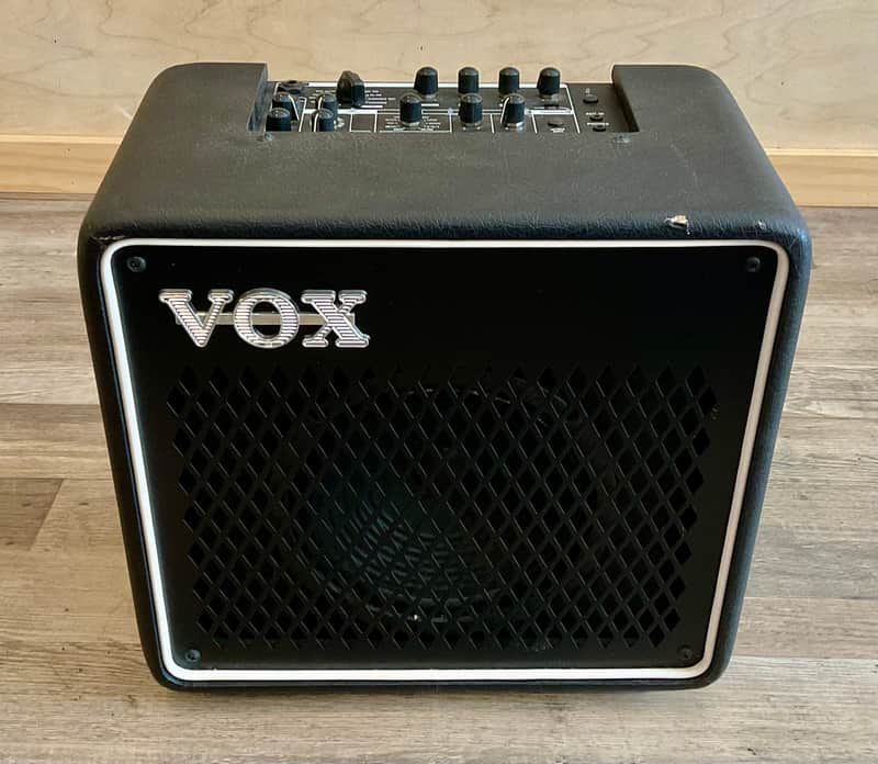 Vox VMG-50 MINI GO 50 Portable Modeling Amp w/ Power Supply & VFS3 3-Button Footswitch image 1