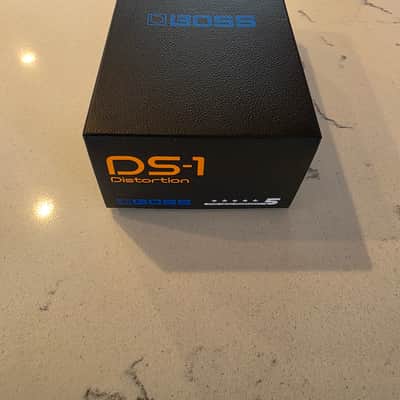 Boss DS-1 Distortion | Reverb