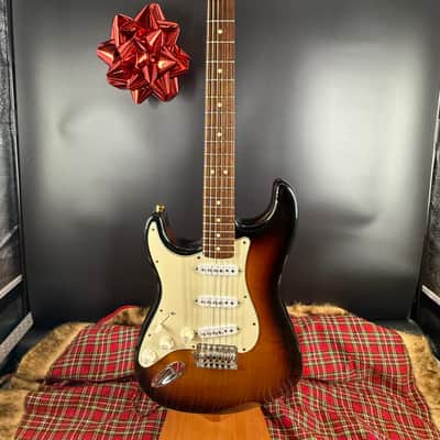 Fender “Hendrix Tribute” Stratocaster Left-Hand/Flipped image 2