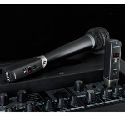BOSS WL30XLR wireless mic system image 8