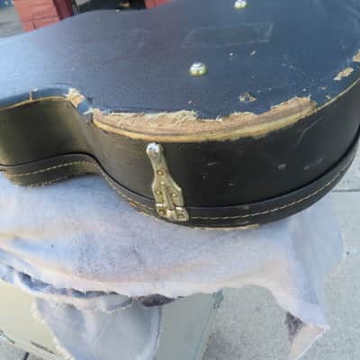GUILD 1960's BLUESBIRD BASS HARDSHELL CASE RARE ORIGINAL CASE image 6