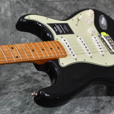 Fender Vintera II Road Worn '60s Stratocaster Black w/ HSC & FREE Same Day Shipping image 5