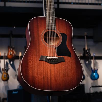Immagine TAYLOR 12-STRING 360E W/CASE - 1